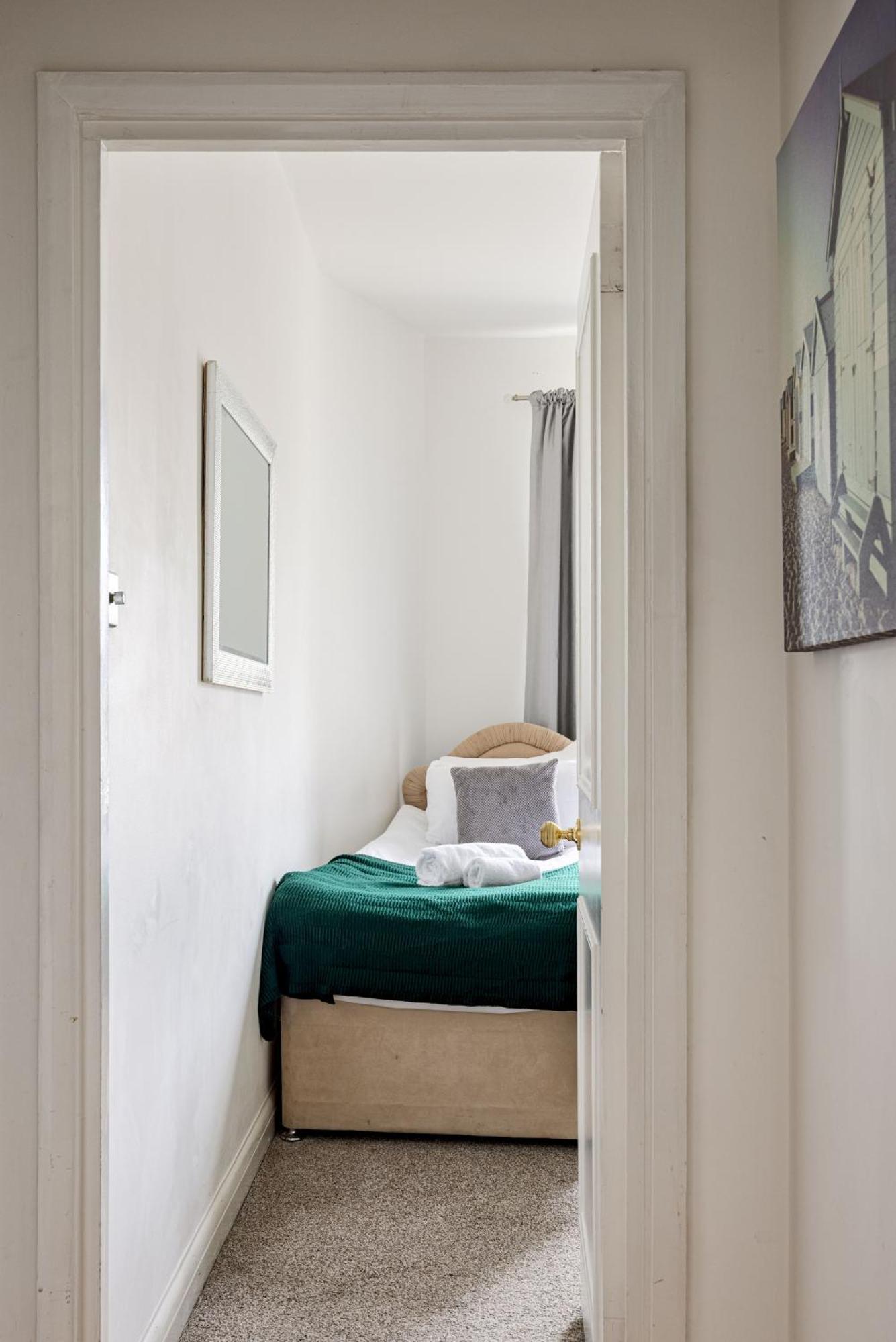 Picktheplace Lancaster Gate London Exterior photo