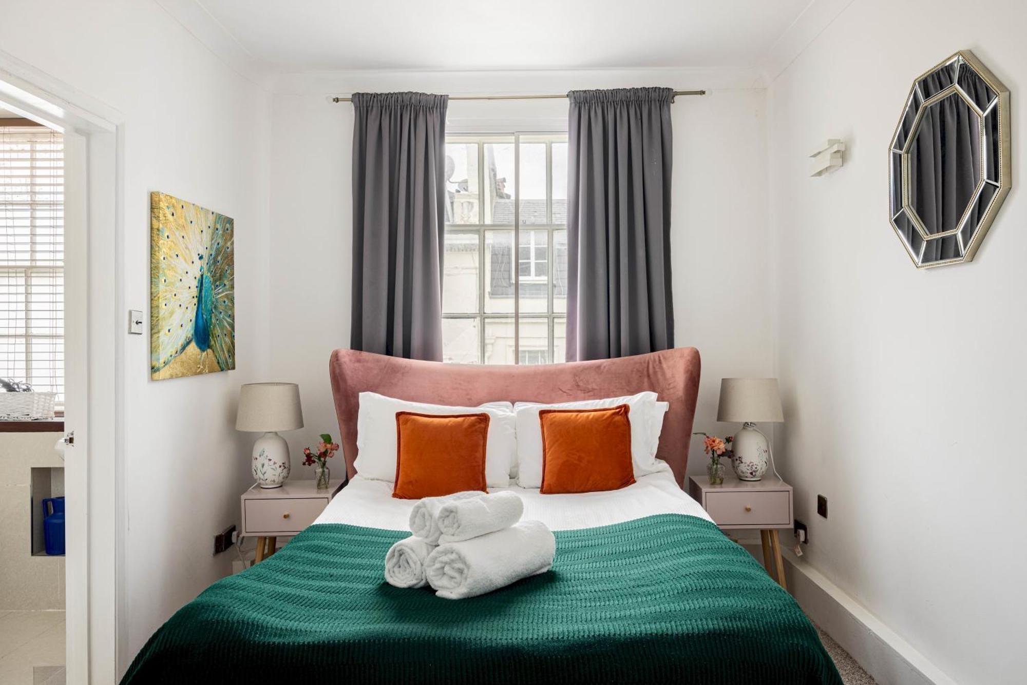 Picktheplace Lancaster Gate London Exterior photo
